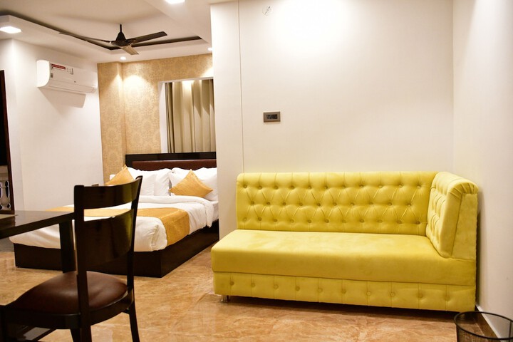 Room 12 of 56