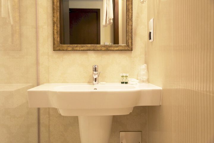 Clean Restrooms