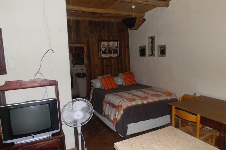 Room 2 of 53