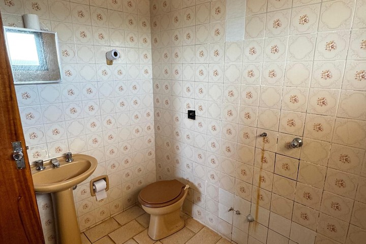 Room 57 of 88