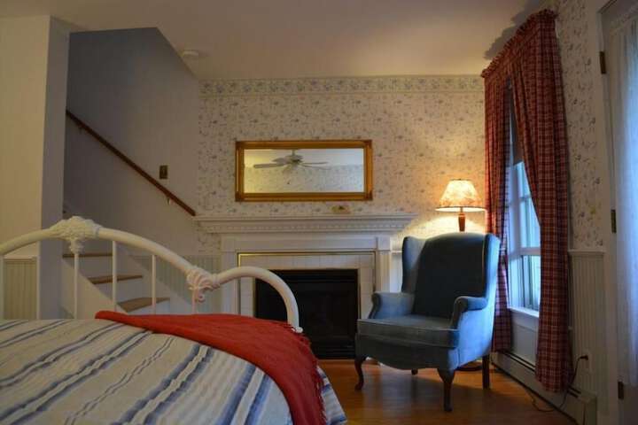 Room 8 of 49