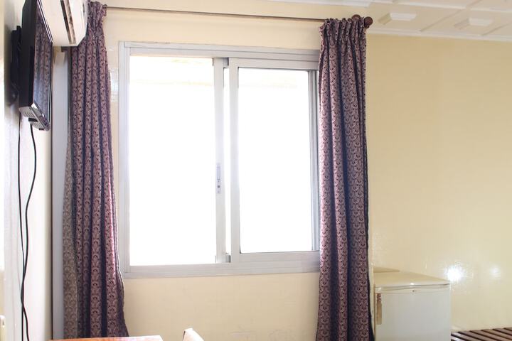 Room 27 of 55