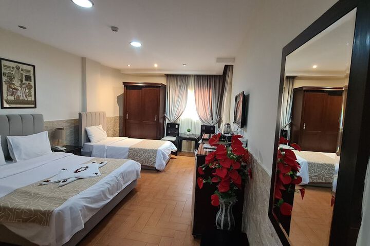 Room 97 of 340