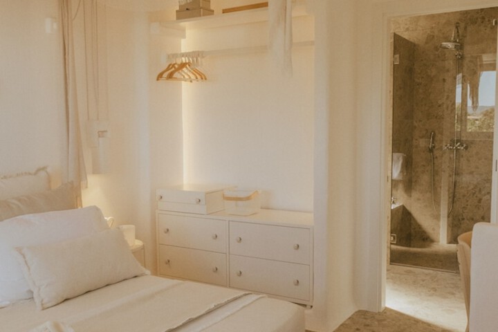Room 13 of 51