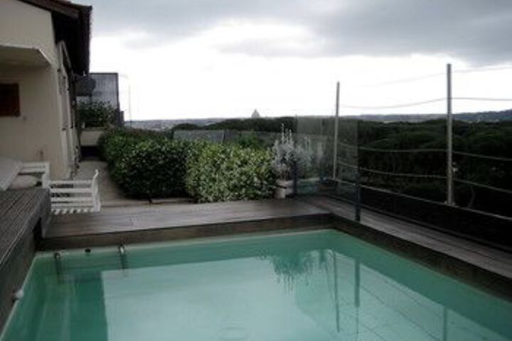 Pool 16 of 20