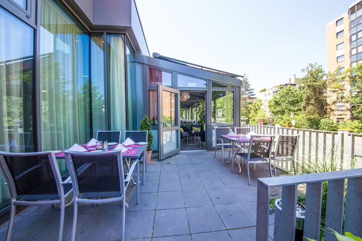 Terrace/Patio 50 of 57