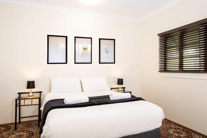 Room 3 of 17