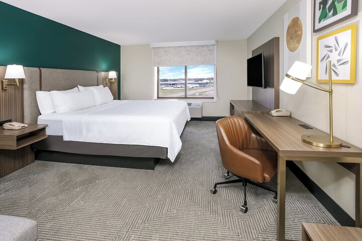 Room 11 of 67