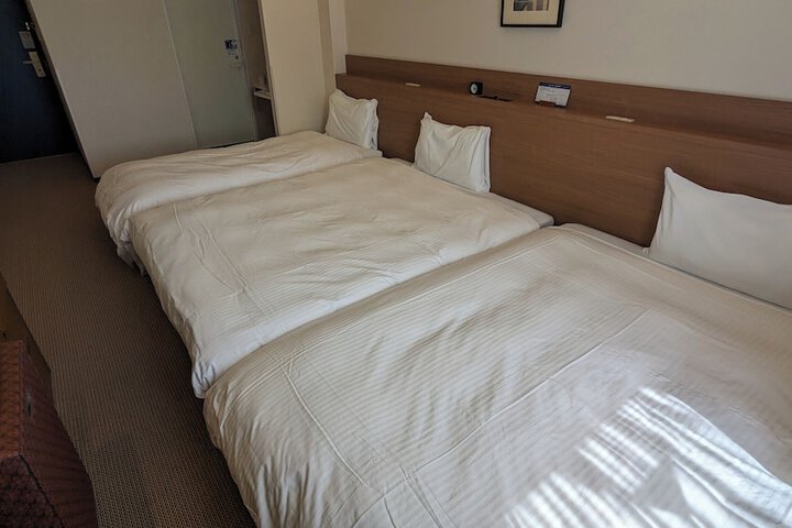 Room 8 of 72