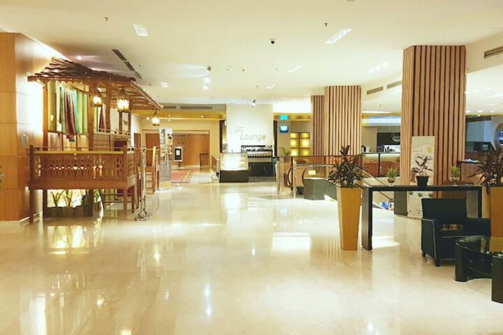 Lobby Photos