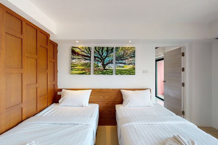 Room 46 of 181