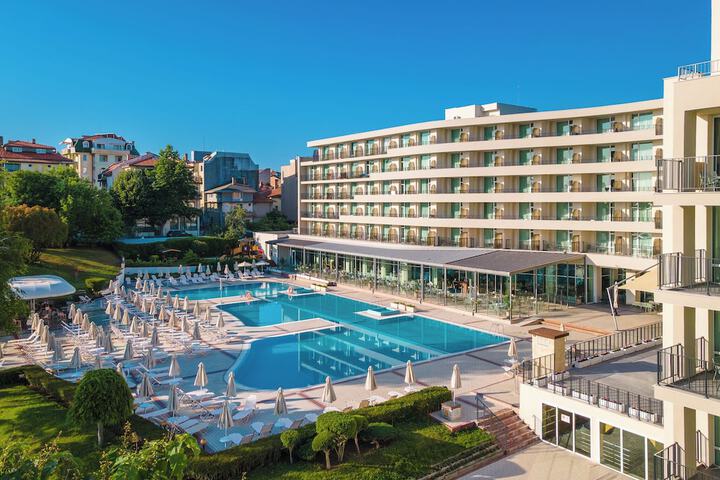 Hotel 73 of 77