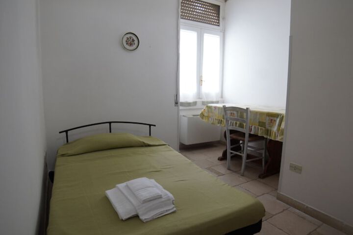 Room 11 of 47