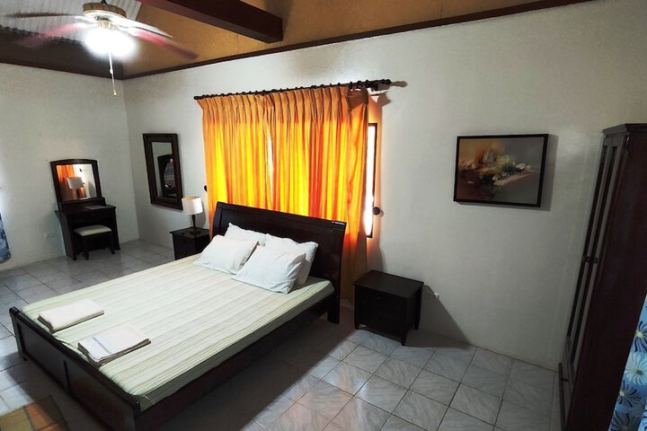 Room 12 of 42