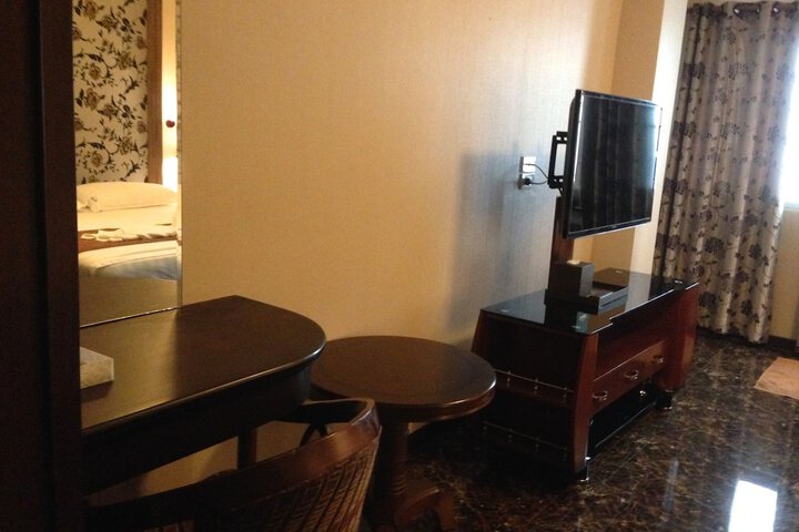 Room 20 of 35