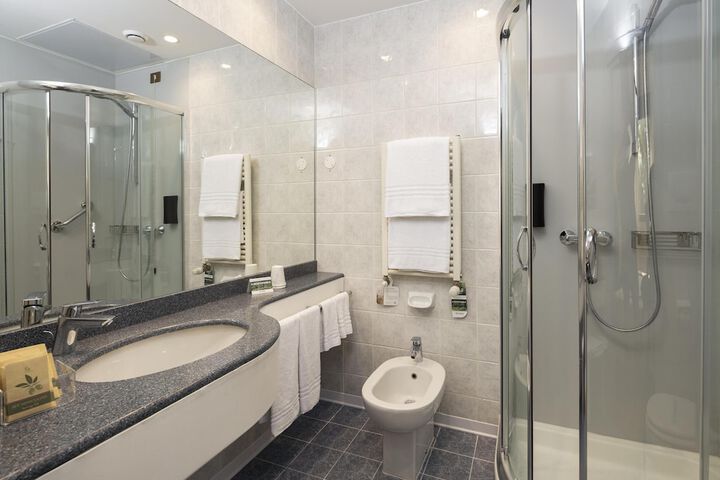 Bathroom Interior Photo