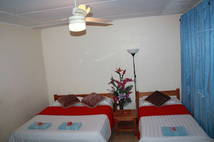 Room 4 of 44