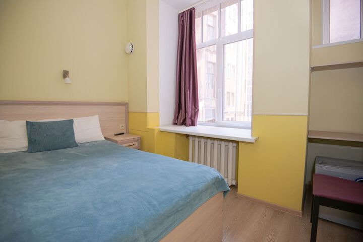 Room 17 of 75