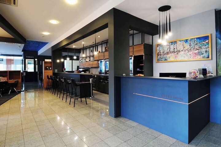 Guest Lobby