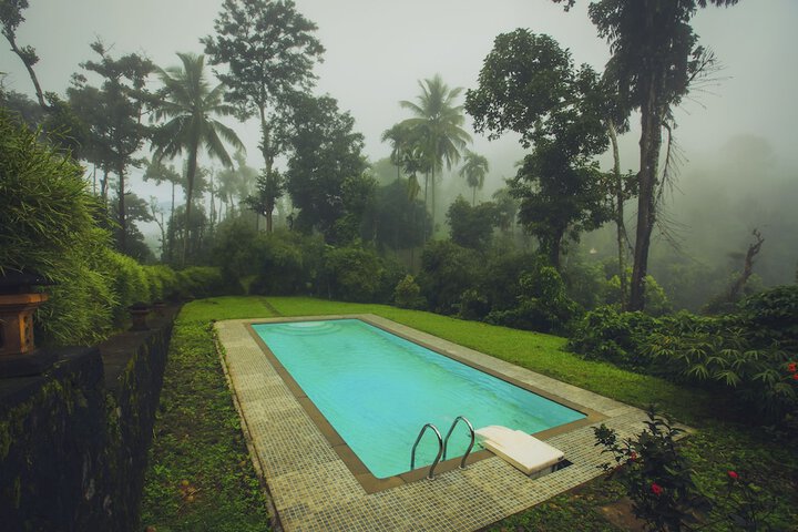 Pool 19 of 36