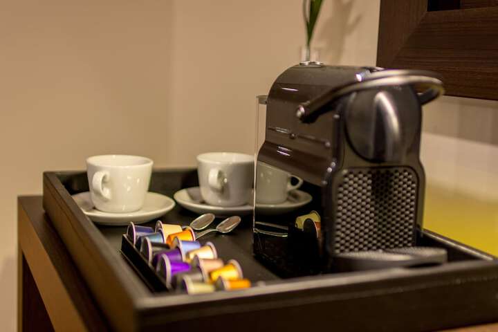 Breakfast/Coffee Service 28 of 47