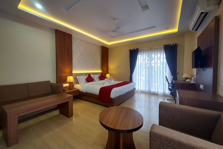 Room 9 of 20