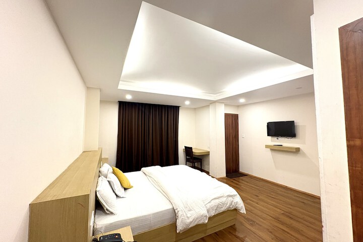 Room 12 of 45