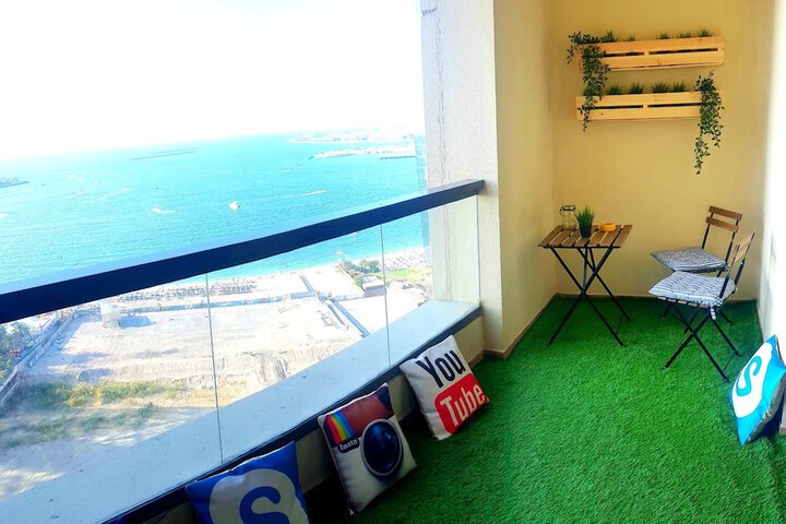 Terrace/Patio 5 of 13