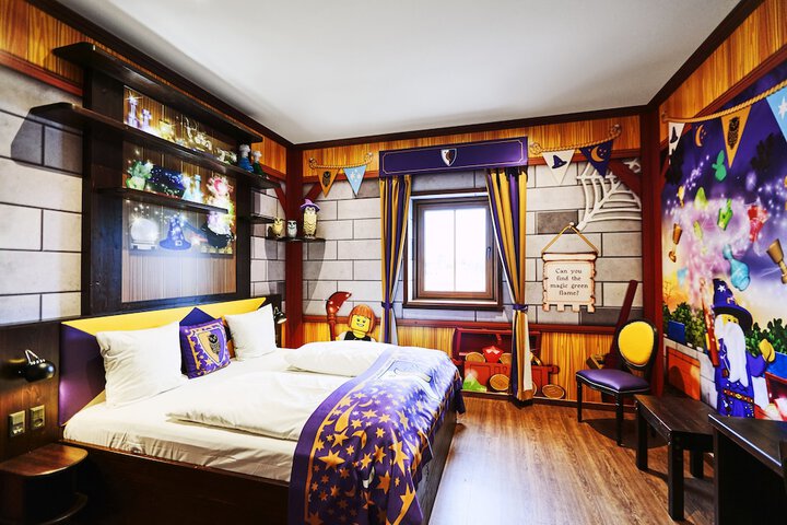 Room 20 of 54