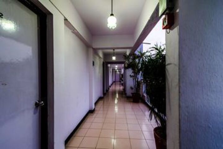 Ballroom/Hall 6 of 13