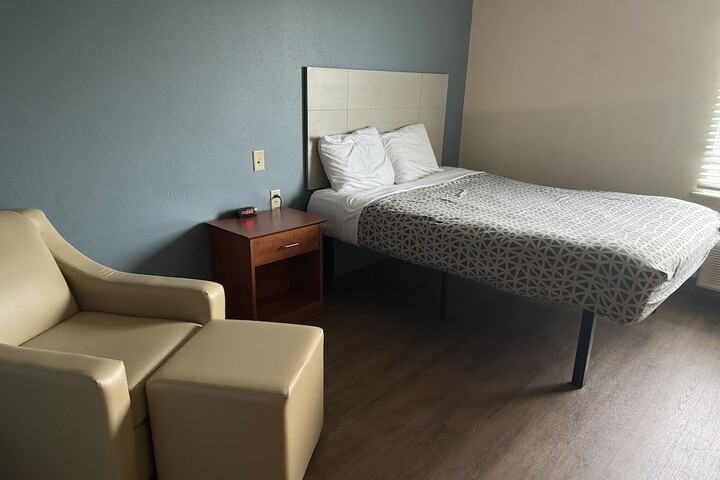 Standard Double Bed (24 of 28)