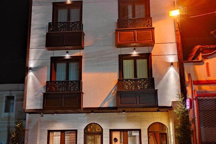 LHotelpz