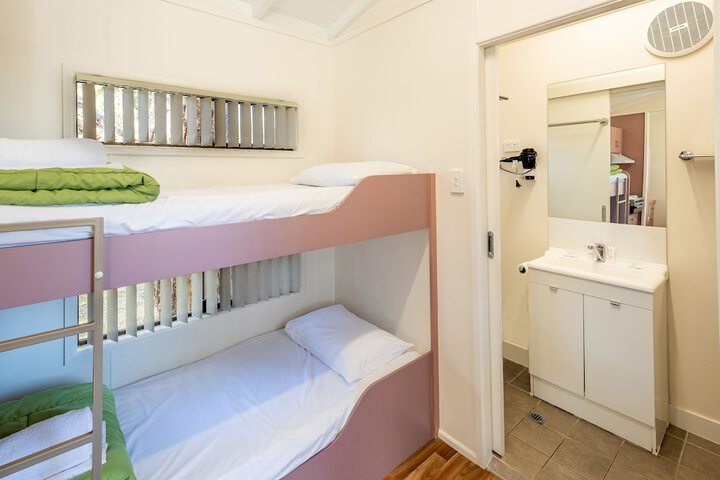 Room 13 of 92