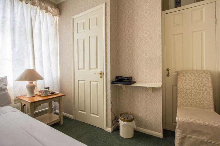 Room 21 of 35