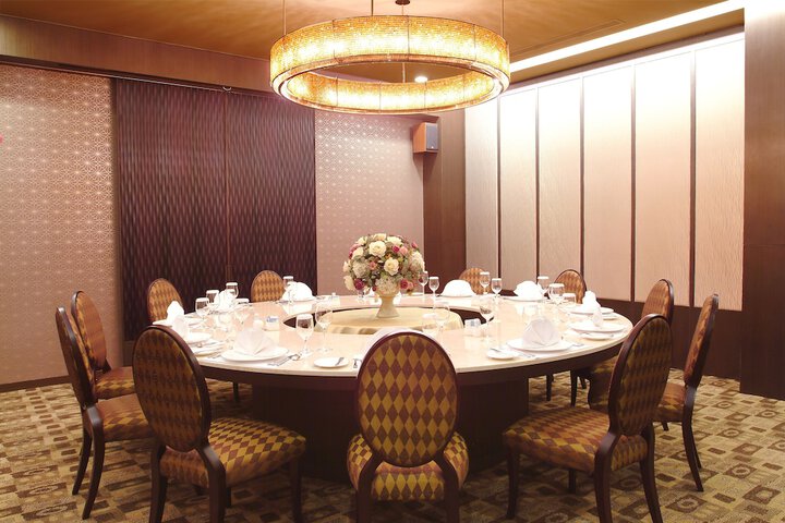 Ballroom/Hall 46 of 54
