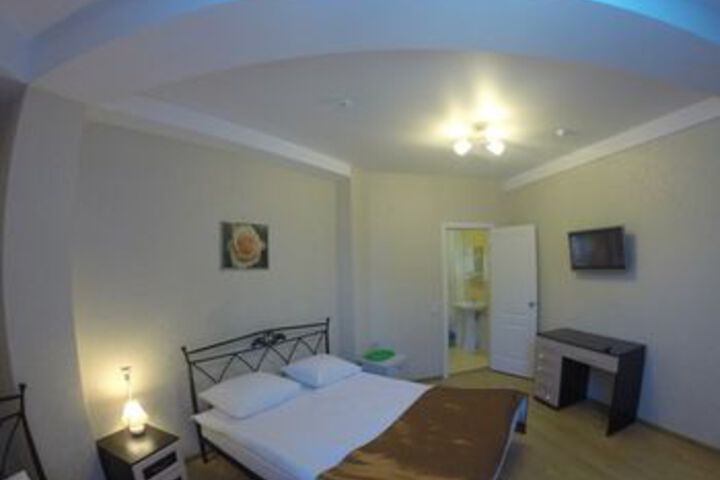 Room 92 of 176
