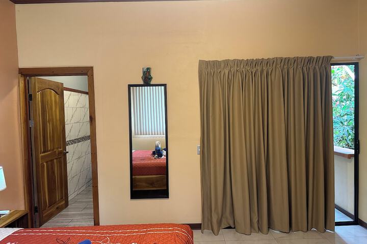 Room 87 of 141
