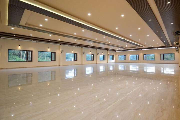 Ballroom/Hall 30 of 53