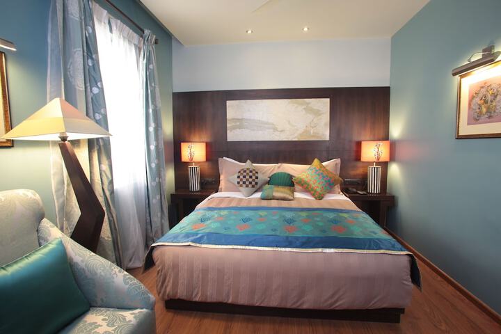 Room 18 of 36