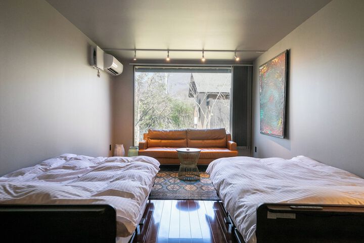 Room 6 of 29