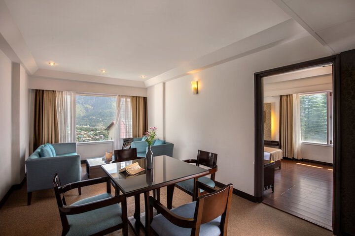Room 16 of 75