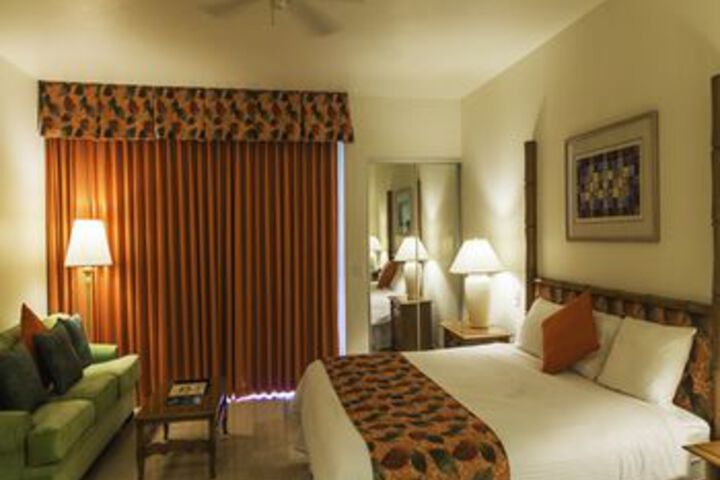 Room 15 of 38