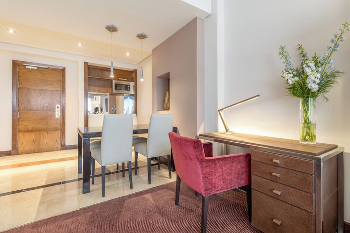 Room 20 of 53