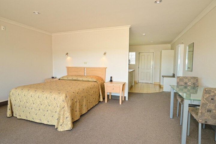 Room 12 of 31