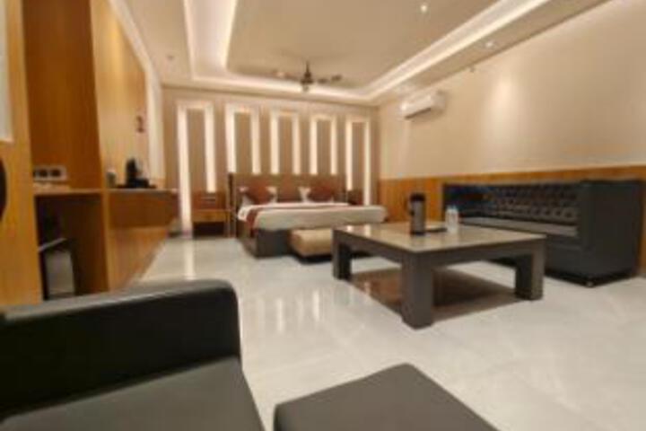 Hotel Shane Avadh