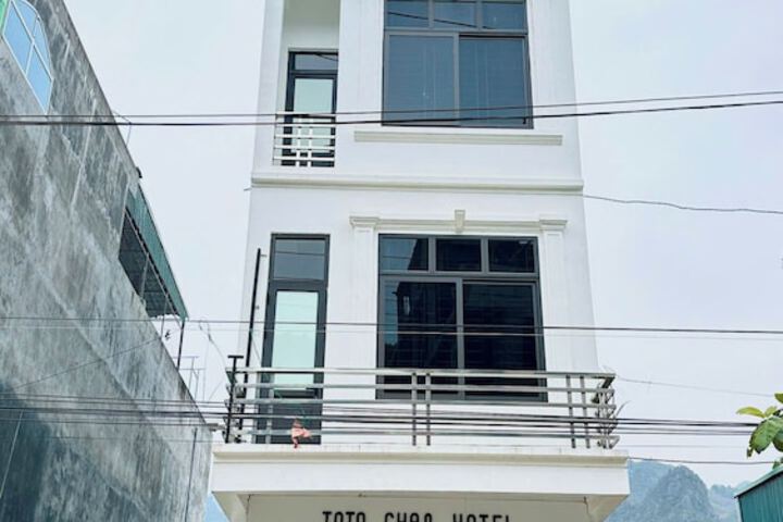 ToTo Chan Hotel