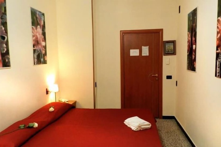 Room 19 of 54