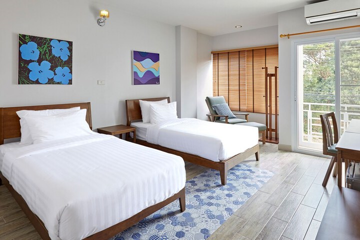 Room 15 of 80