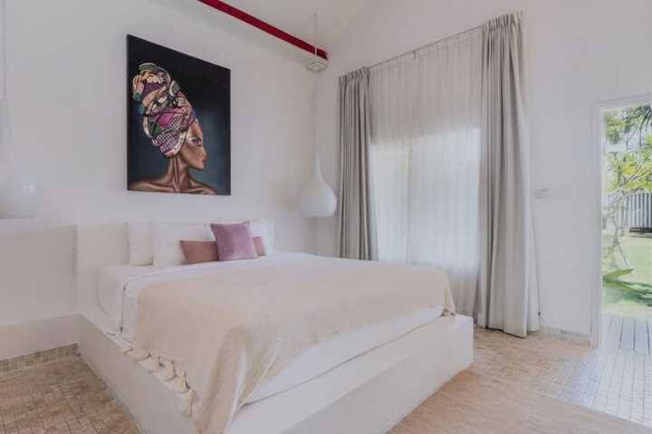 Room 27 of 59