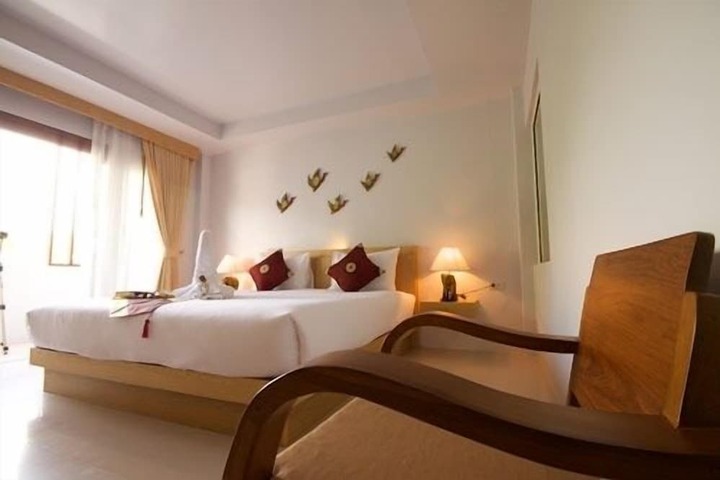 Room 5 of 29